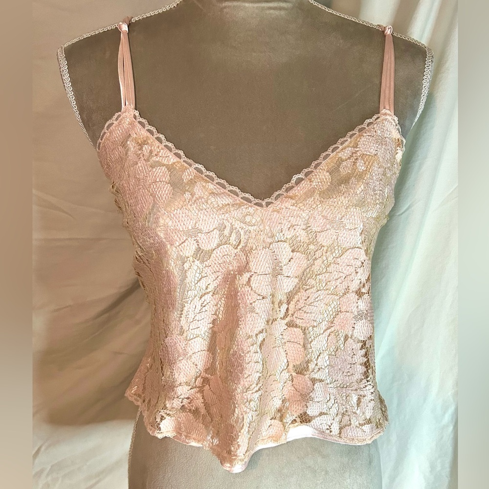 Vintage NWT Victoria’s Secret Light Pink Satiny Lace Camisole, Size M